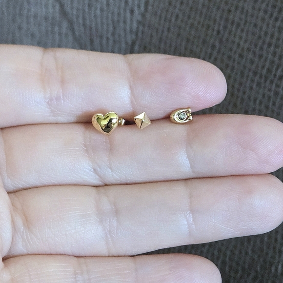 Coach Multi Mismatched Earring Set - Picture 12 of 15